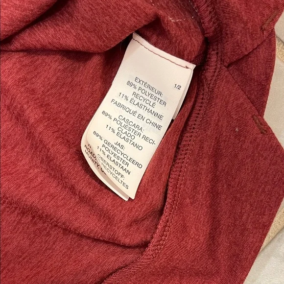 Vuori Women’s Halo Burgundy Hoodie - Picture 5 of 6